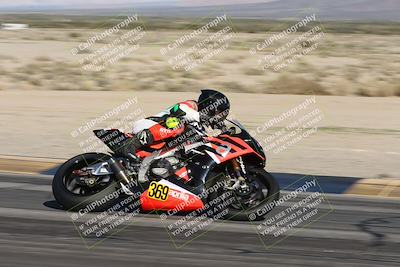 media/Jan-10-2026-Race Pace (Sat) [[3e4fee349c]]/2-Verified/Session 2 (Turn 11 Entry)/